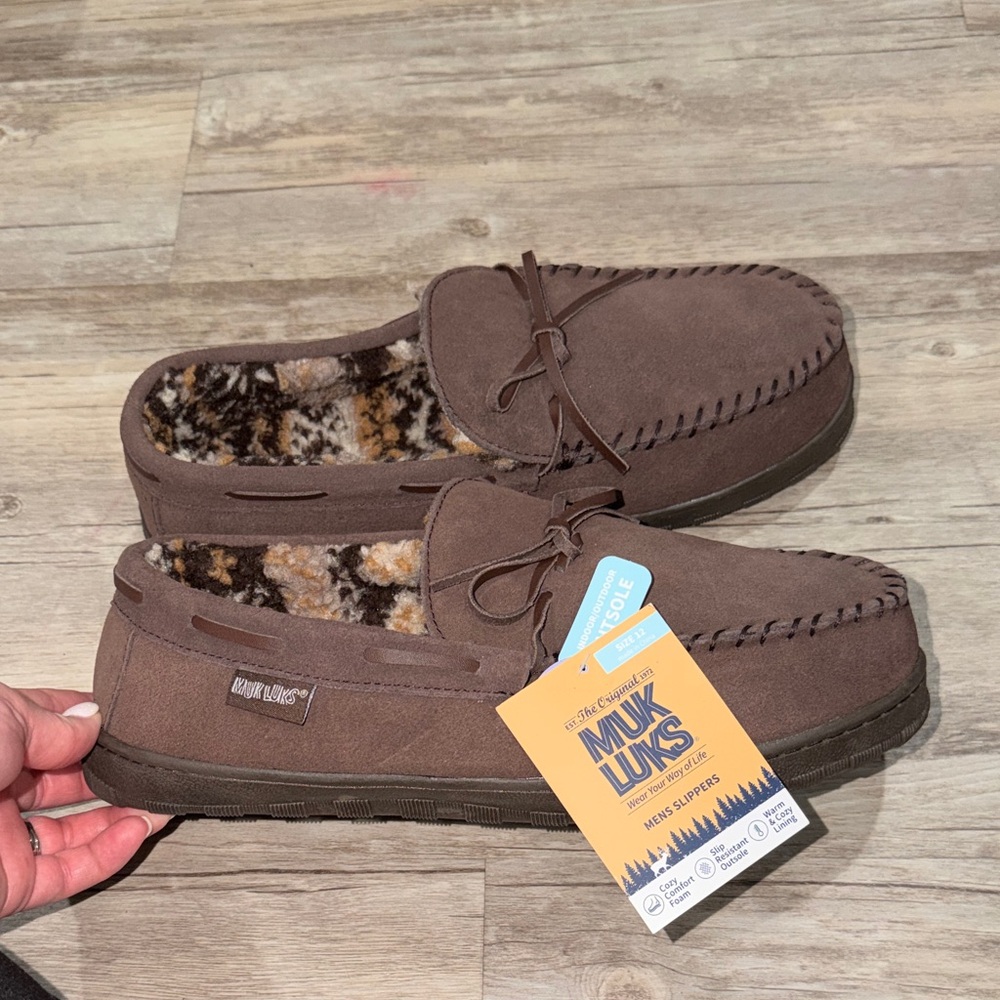 Muk Luks Men’s Chocolate Brown Slip-On Moccasin Slippers